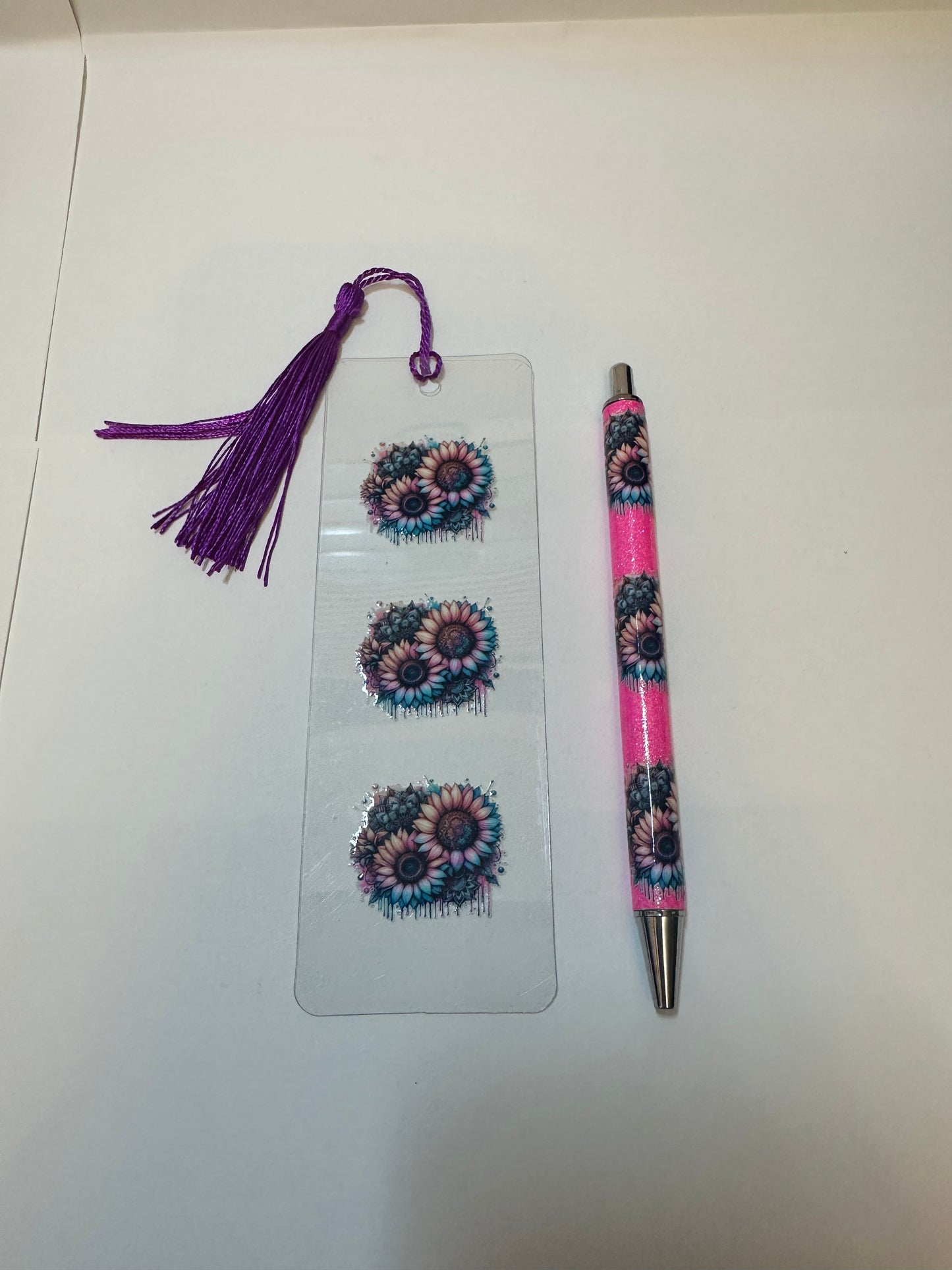 Bookmark/pen